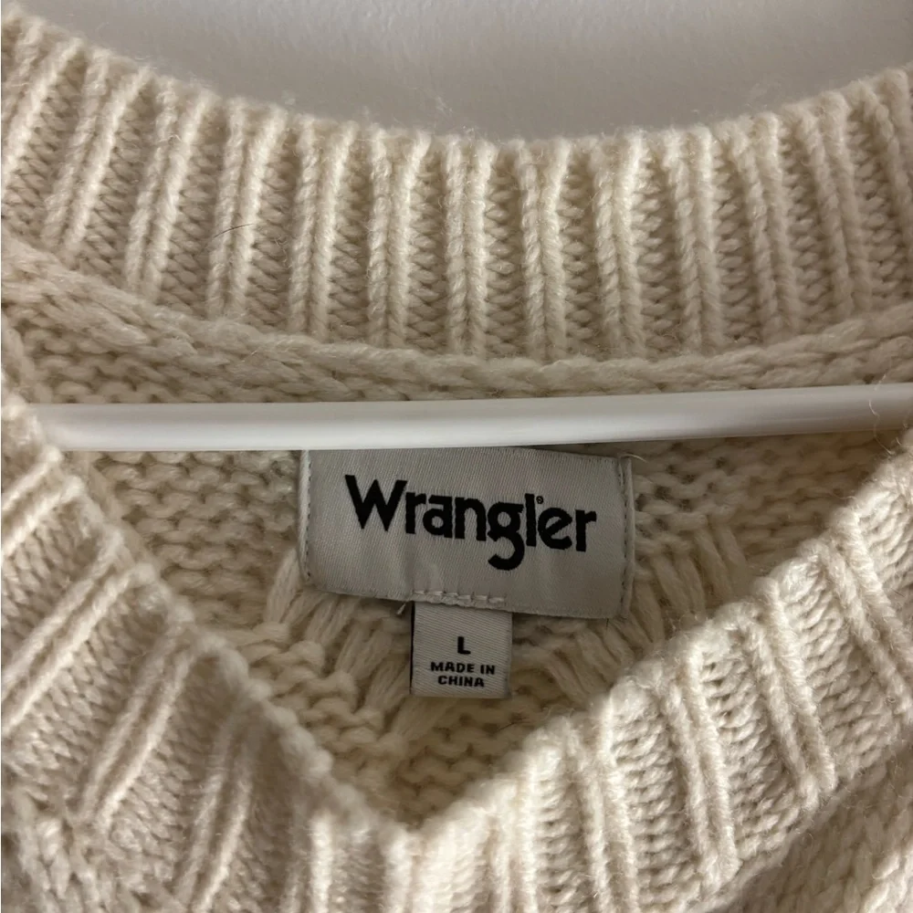 Wrangler Cream Cable Knit Sweater - Picture 3 of 4